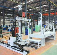 后支腿梁立焊專(zhuān)機(jī)