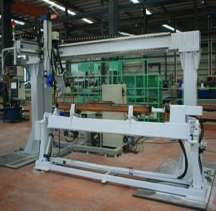 車(chē)載泵副車(chē)架橫梁焊接專(zhuān)機(jī)